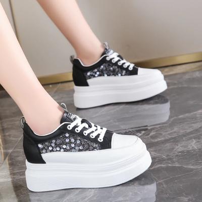 Модные сетчатые ажурные белые туфли, летние, дышащие, универсальные, толстые подошвы с приподнятой внутренней высотой, женская обувь, размер плюс 40