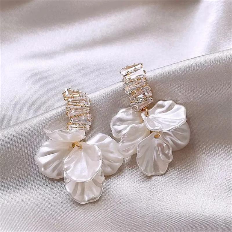 Korean New Simple Temperament Pearl Earrings Fashion Small Versatile Earrings Women's Jewelry