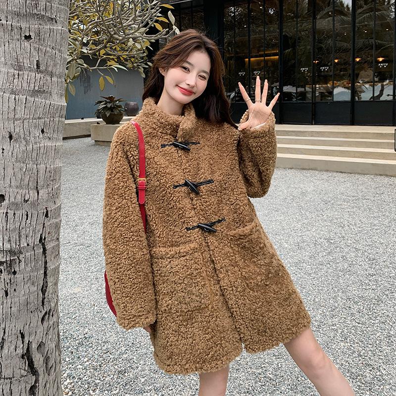 МОДА Зимняя ленивая мягкая вощеная толстая искусственная овечья шерсть с интегрированной роговой пряжкой средняя и длинная меховая женская меховая куртка одежда