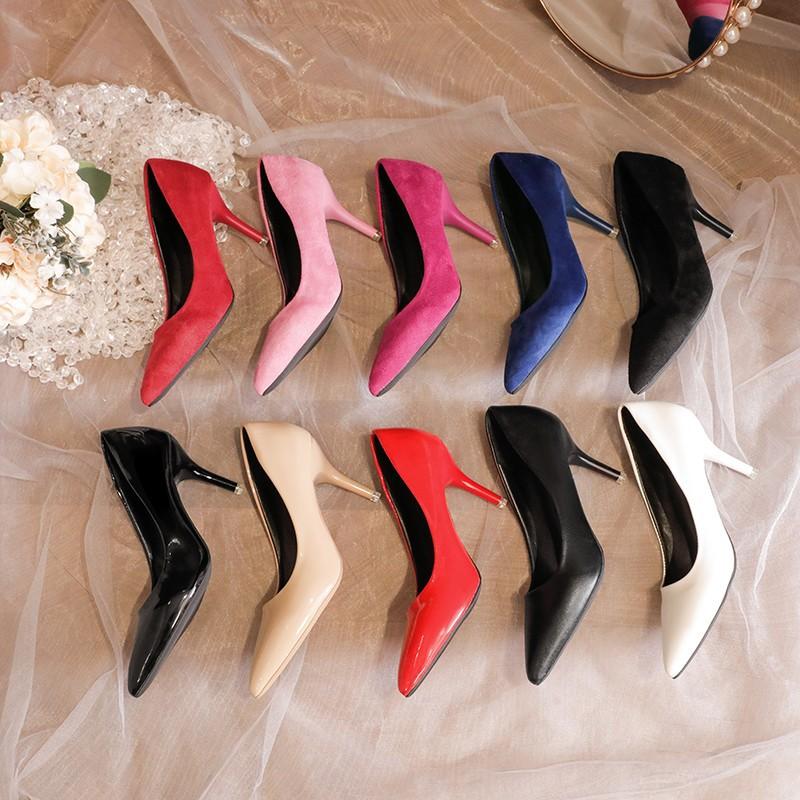 Черные туфли на высоком каблуке с красной подошвой для женской весны, новые, с острым носком, на тонком каблуке, сексуальные, с глянцевым темпераментом, одинарные туфли, женские туфли из лакированной кожи