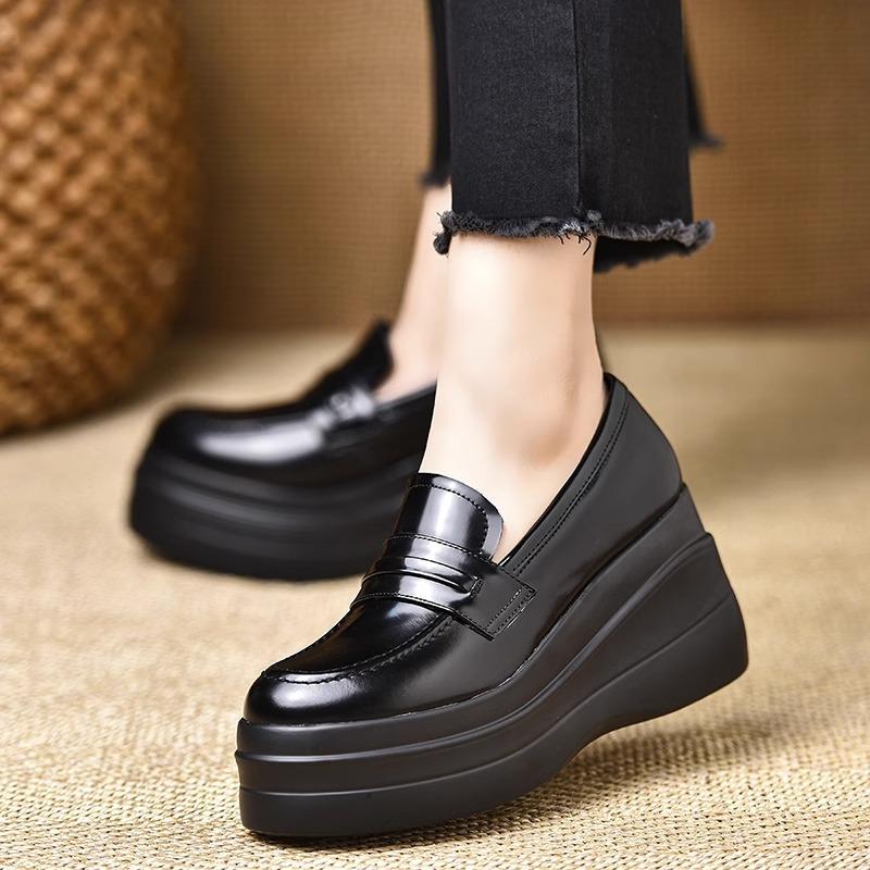 Новые ретро туфли на танкетке из маленькой кожи, с круглым носком, на небольшой платформе, увеличивающей рост, весенняя мода, лоферы на высоком каблуке из мягкой кожи