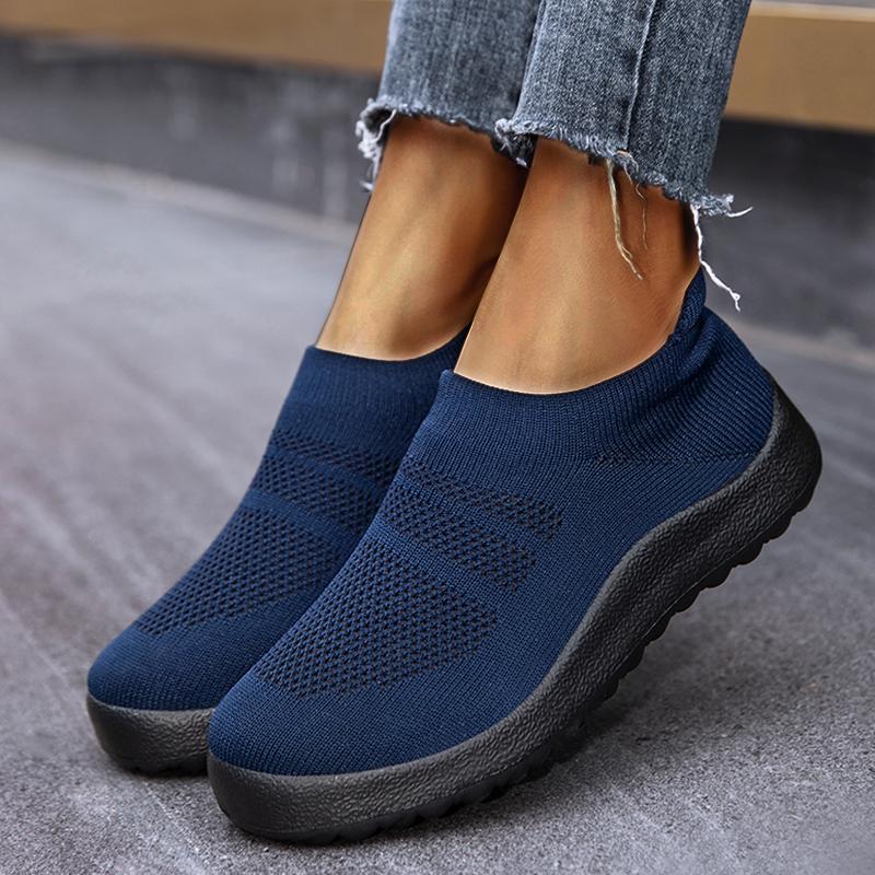 Fashion 2024 New Women Sport Sneaker Flat Bottom Breathable Comfortable Women Sneakers Slip On Sock Solid Color Women's Running Shoe
