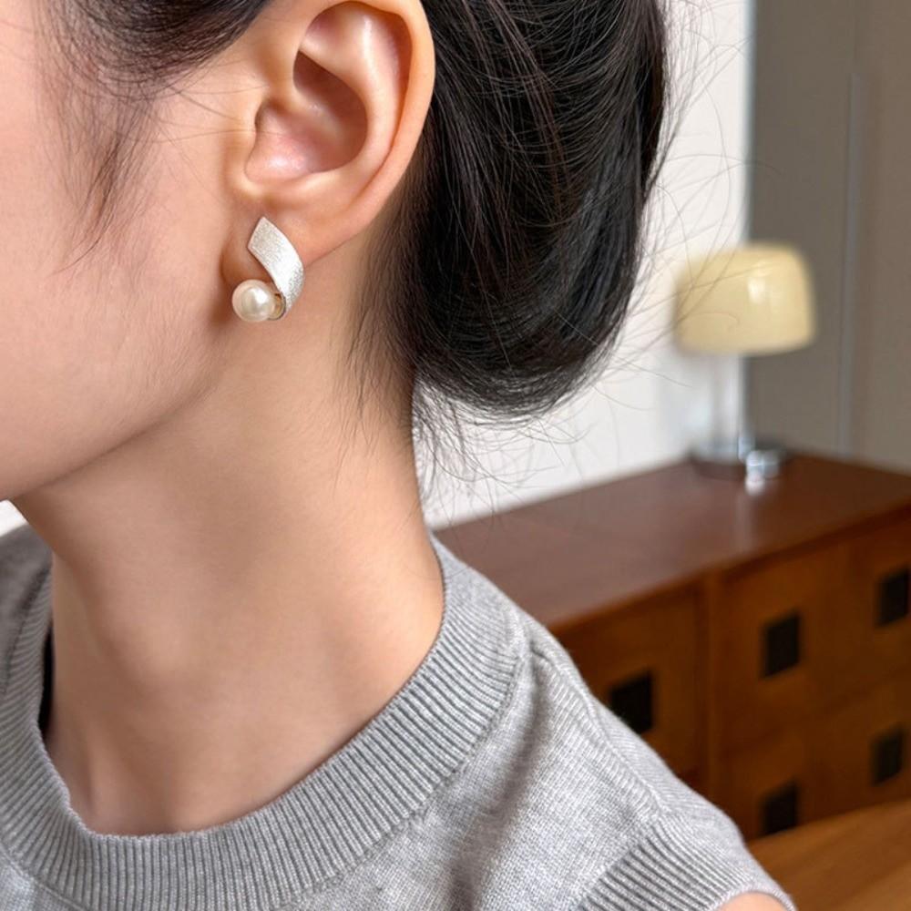 Minimalist Style Brushed Spiral Earrings Hypoallergenic Geometric Twisted Earring Formal Dinner