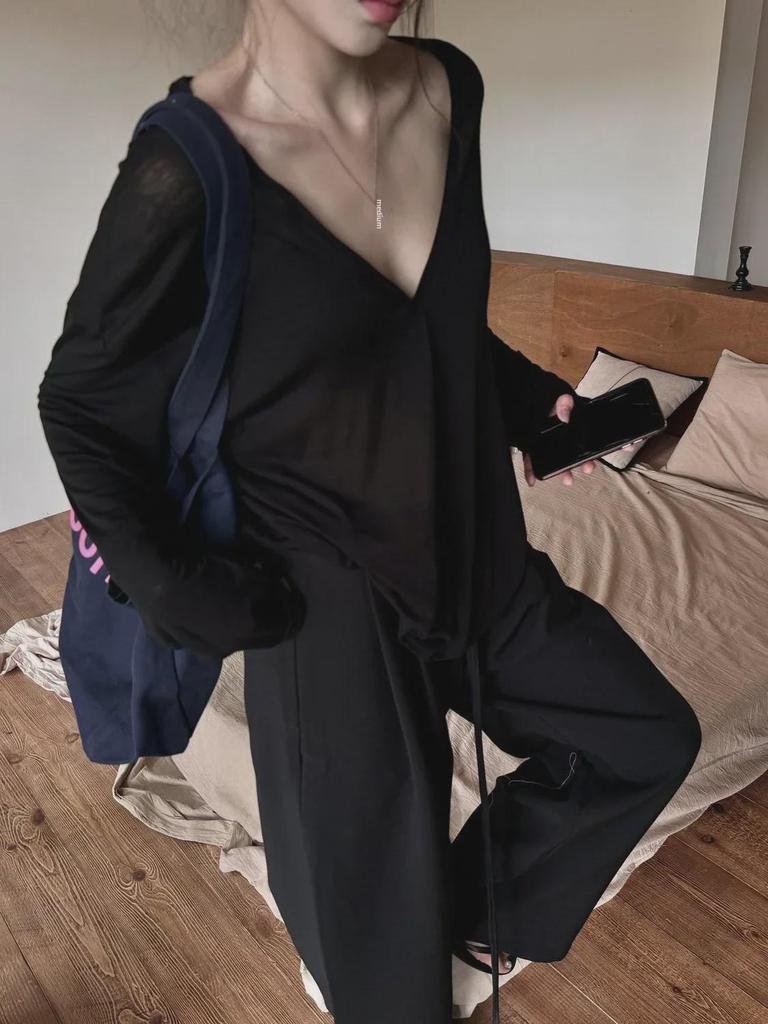 Women's Sheer White V-Neck Long-Sleeve Summer Blouse - Loose Fit, Sun Protection, Casual Top