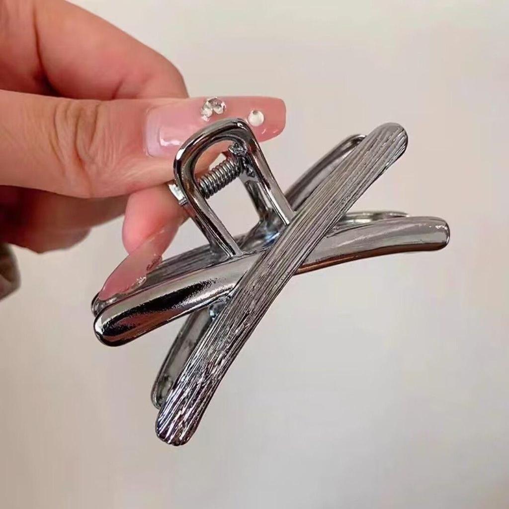 Sweet Cool Y2K Star & Heart Hammered Claw Hair Accessories - High-End Updo & Shark Clips