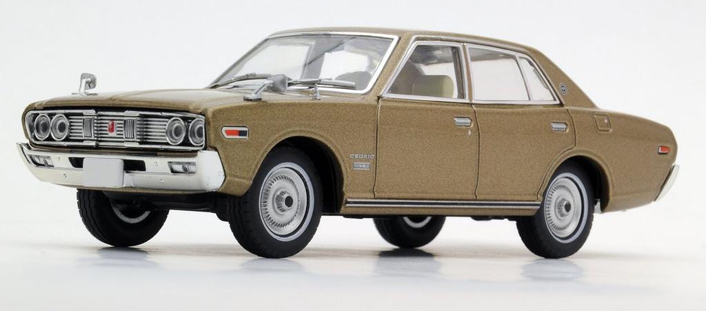 Tomica Limited Vintage Nissan Cedric Custom DX Finished Product LV-N43-04a (Brown)