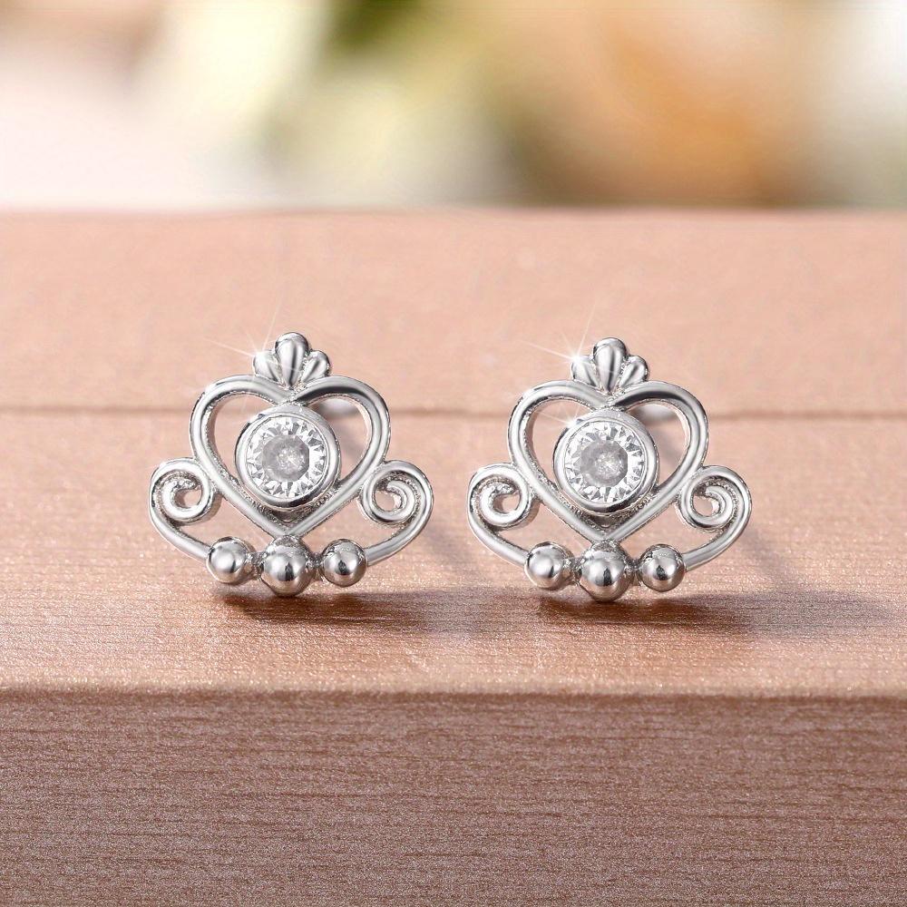 1 Pair of Crown Earrings, Simple, Fresh and Stylish