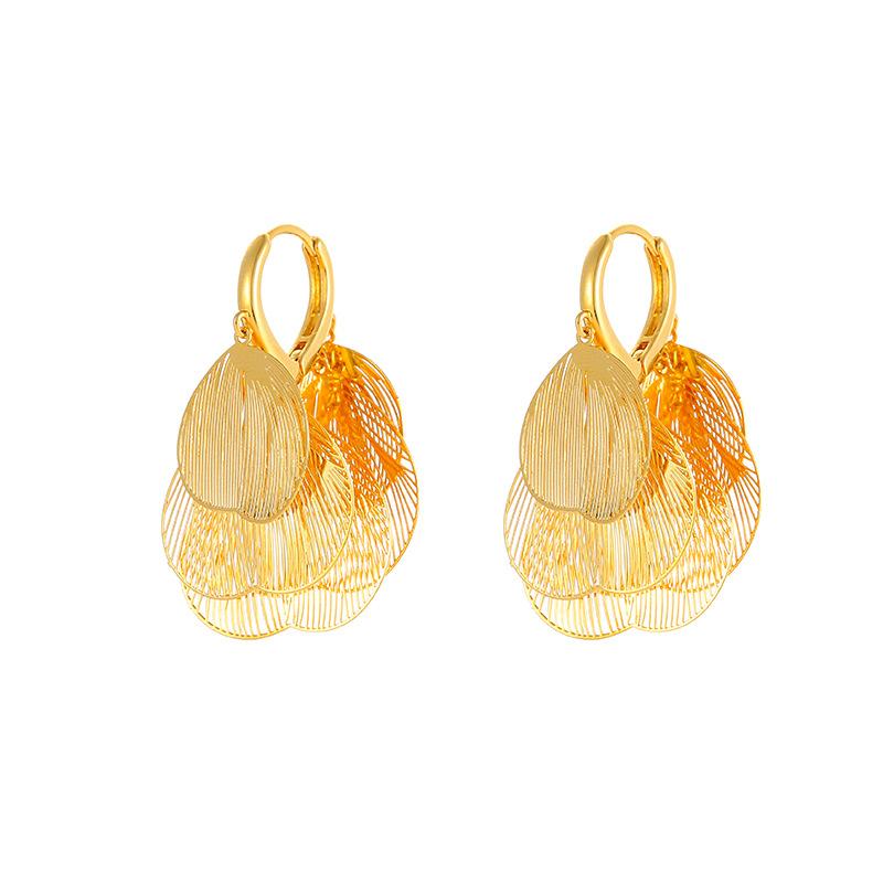 Vintage Hollow Leaf Earrings French Golden Branch Jade Leaf Ear Clips Exaggerated Elegant Earrings