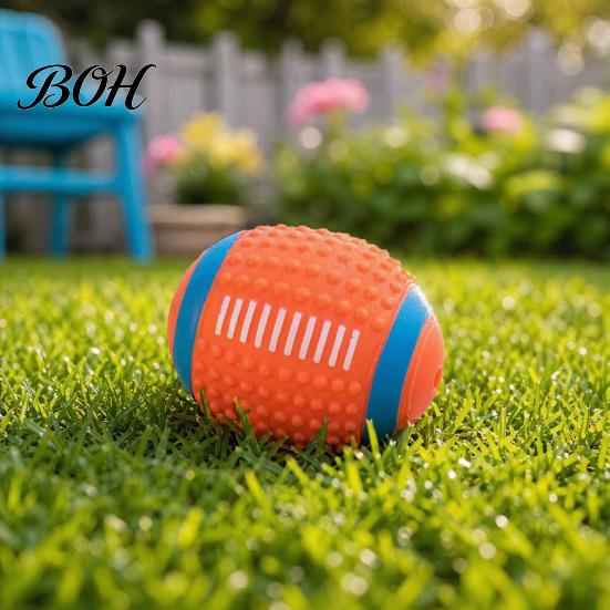 Dog Chew Ball Toy Ball, Sound-Producing Rubber Durable Pet Safe Toy, Cleans Teeth Interactive Training Outdoor Play Cleaning