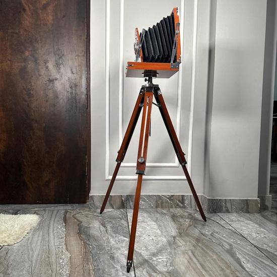 Classic Design Camera with Wooden Tripod Retro Home Style