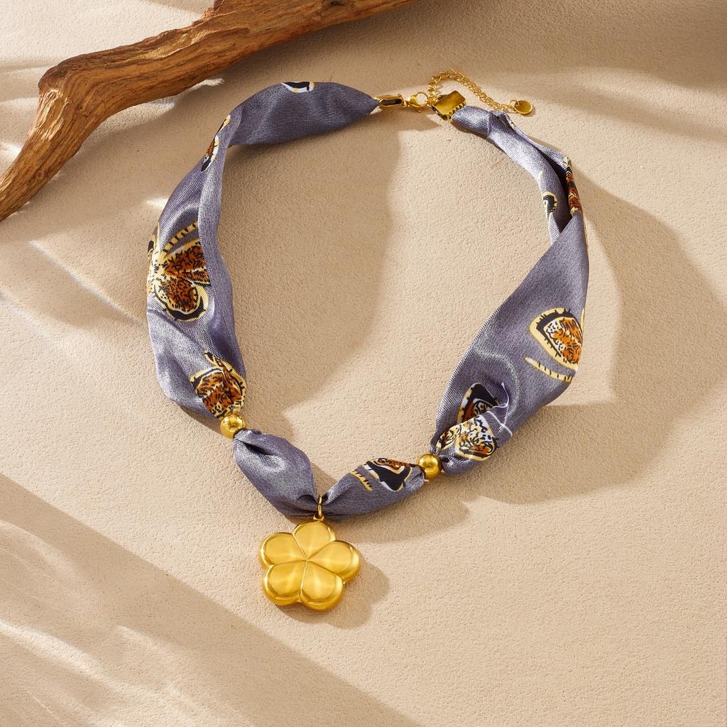 316L Stainless Steel Gray Ribbon Chain Classic 5-Leaf Flower Pendant Necklace Women 18k Gold Plated Waterproof Jewelry
