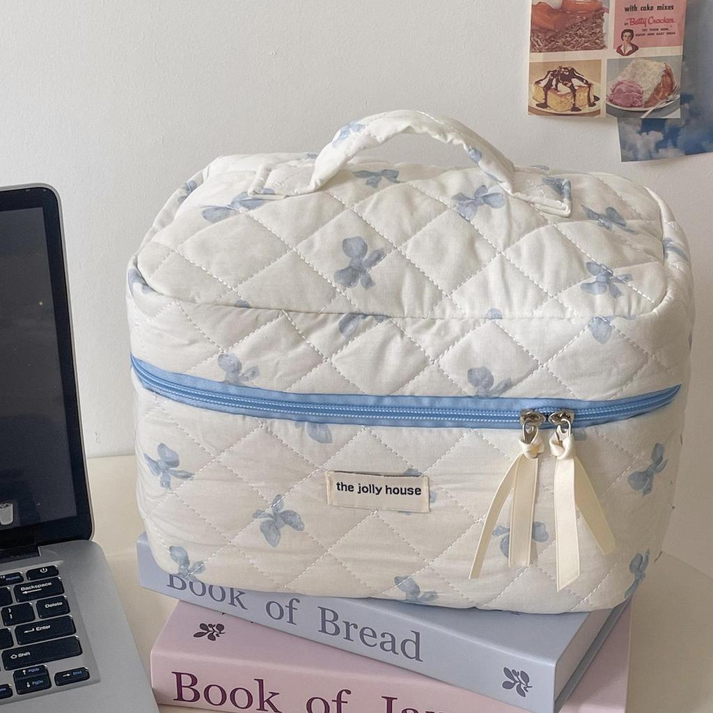 Косметичка с атласным бантом синего и розового цвета - портативная и вместительная для студентов, небольшой свежий дизайн