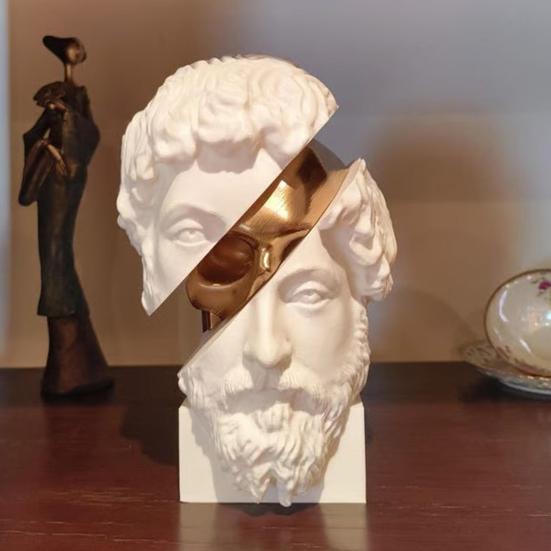 Нарезанная скульптура философа Золотой череп Статуя греческого философа Полимерная фигурка Дом Офис