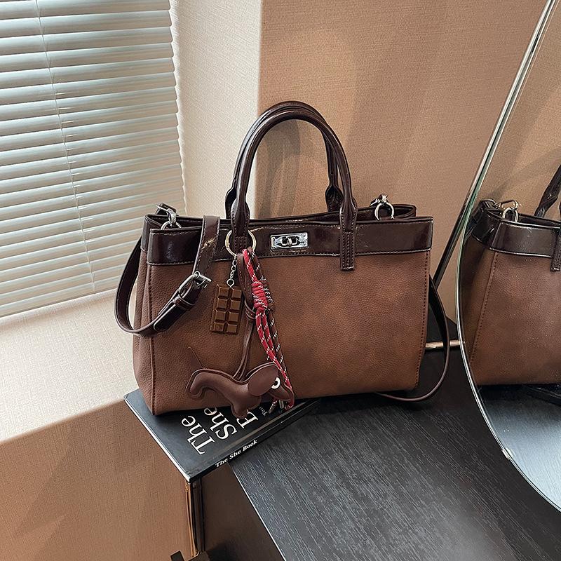 Большая вместительная повседневная сумка женская 2024 новая модная сумка-мессенджер осень-зима универсальная портативная сумка-тоут для поездок на работу