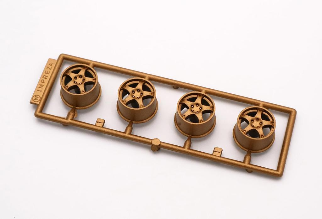 Модель Fujimi дюймовой серии Subaru Impreza Sti версия VI 1/24 № 327 (с крылом GT/W) ИД-327