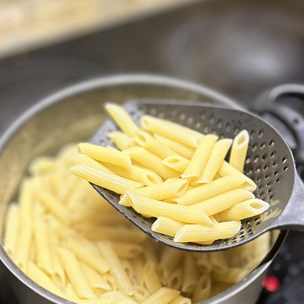 1 шт. Толстая пластиковая большая интегрированная длиннорукая фильтрующая лопата, герметичная лопата, лопата для рыбалки, кухонная лопата для слива решетки, лопата для льда