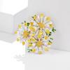Japanese Creative Three Little Daisy Brooch Female Exquisite Design Corsage Versatile Enamel Pin Suit Accessories