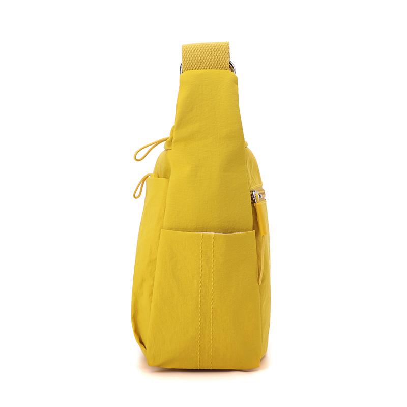 Нейлоновая ткань Повседневная маленькая сумка через плечо для женщин Легкие повседневные сумки-мессенджеры 2024 Зимняя новая простая модная женская сумка через плечо для поездок на работу