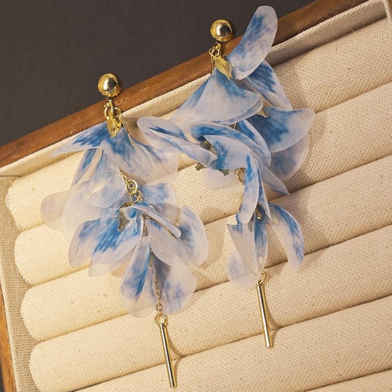 Серьги Flower Mesh, серьги Niche Temperament Design, маленькие свежие пасторальные серьги