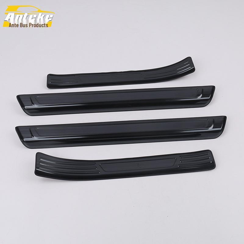 Защита багажника Q3: Защитная накладка на порог и приветственная накладка для внешнего вида автомобиля