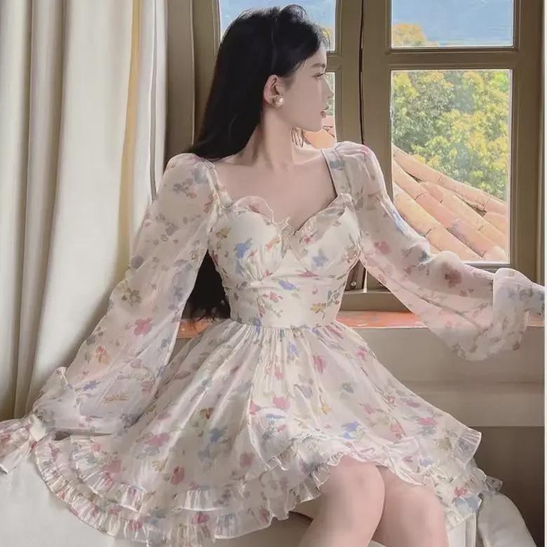 Осеннее нежное чистое цветочное платье с подкладкой на груди и подкладкой