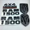 Набор эмблем и шильдиков черного цвета для Dodge Ram 1500 для придания автомобилю элегантного вида**