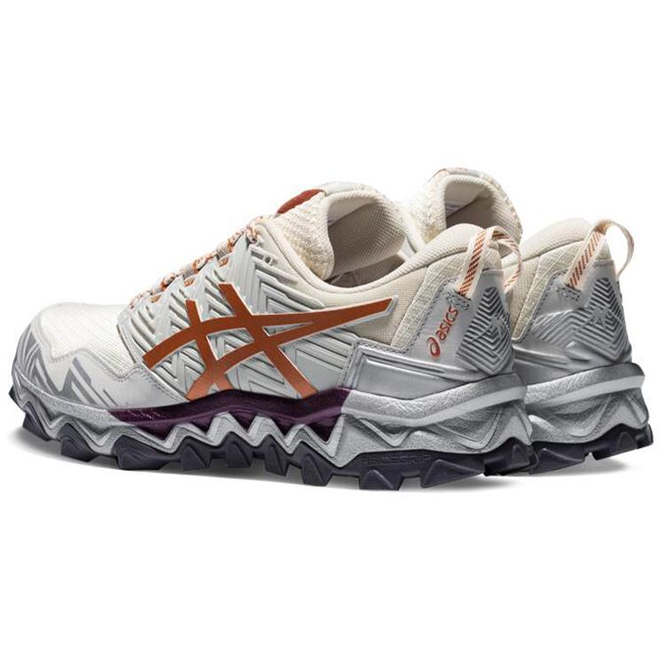 Asics Гель FujiTrabuco 8 'White Golden' 1011B256-101