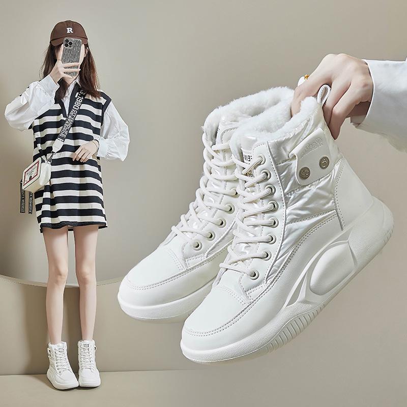 Женские бархатные высокие зимние ботинки - зимняя коллекция 2024 года, корейский стиль, теплая повседневная обувь из хлопка (ZY5867)