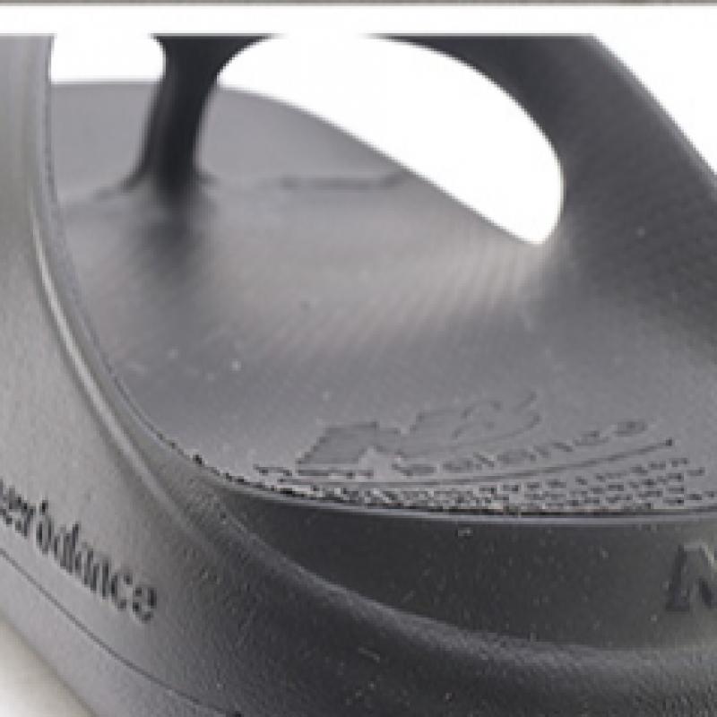 New Balance Босоножки Черные