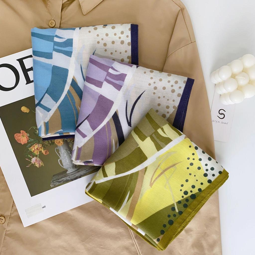 2024 New Fashionable Versatile Silk Scarf 68 Cm Printed Sunscreen Decorative Small Square Scarf Velvet Texture Scarf