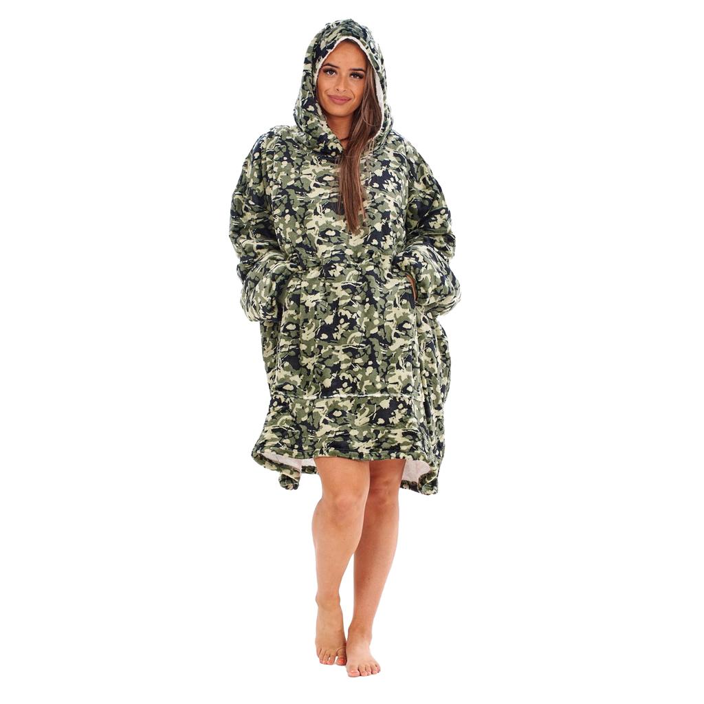 Keanu Unisex Adult Camouflage Fleece Sherpa Lined Oversized Blanket Hoodie