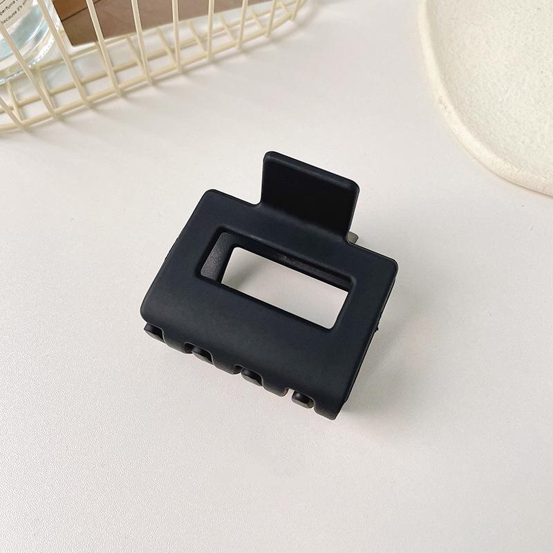 Большая женская шпилька высокого класса: Новая модель Shark Clip 2025 года на осень/зиму