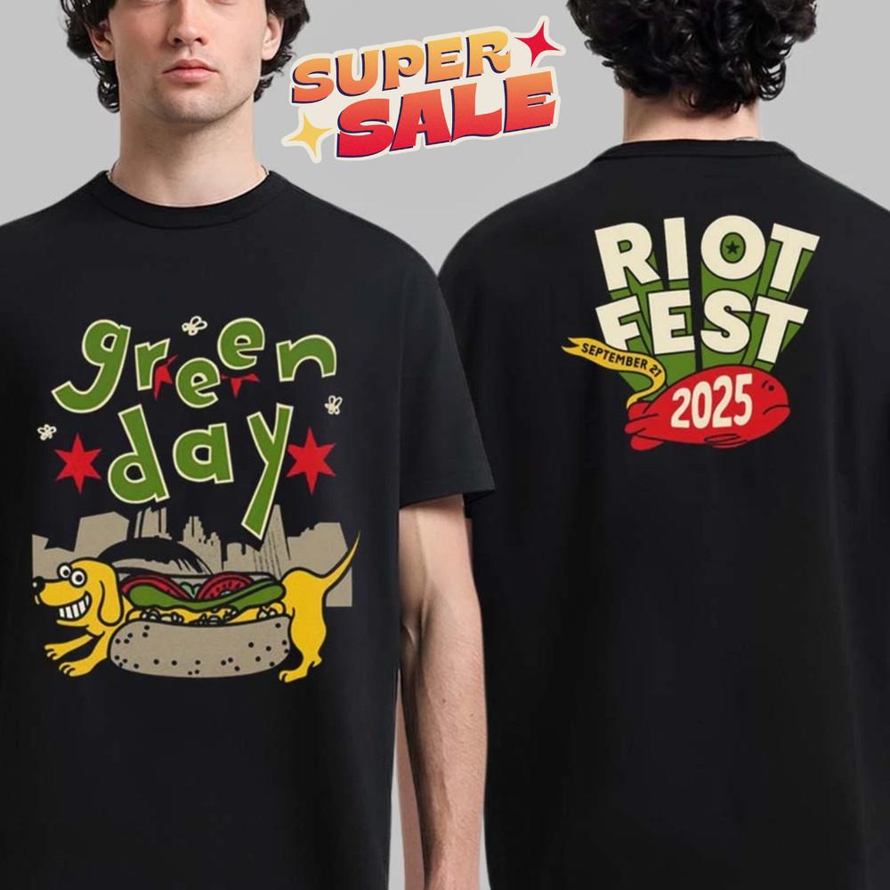 Green Day Riot Fest 2025 Merch Tee In Chicago IL On September 21 2025 T-Shirt Unisex T-Shirt