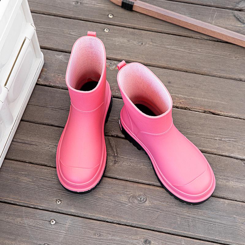 Женские резиновые сапоги из Японии и Кореи, привезенные из-за границы: Водонепроницаемые, нескользящие, износостойкие, мягкая подошва, удобные для использования на открытом воздухе и в помещении.