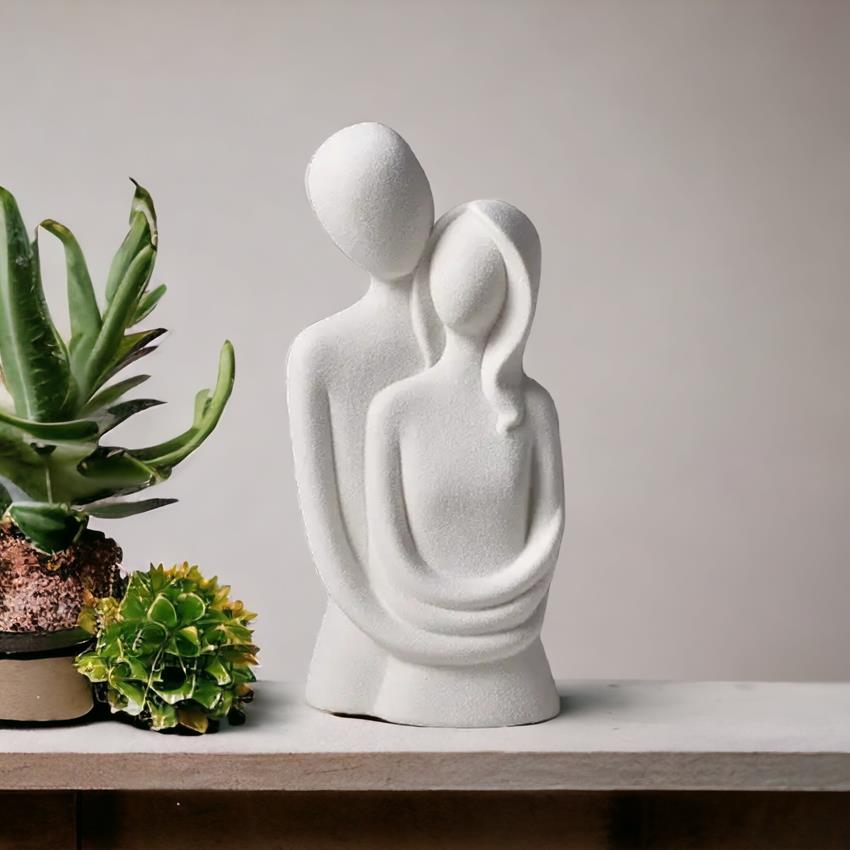 Ceramic Decorative Figurine of a Couple in Love - White 20cm