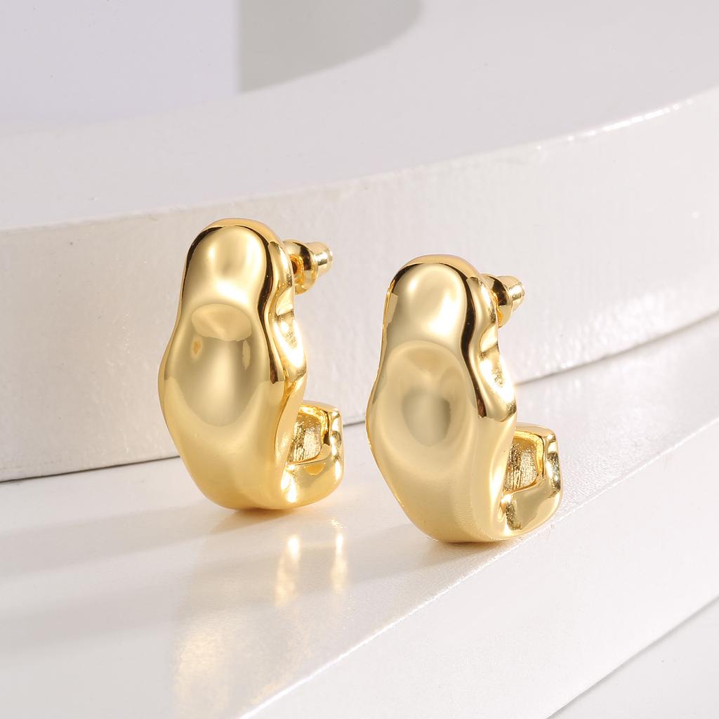 Ретро металлические геометрические серьги INS нишевый дизайн текстура ушная пряжка легкая роскошь холодная простая ушная пряжка