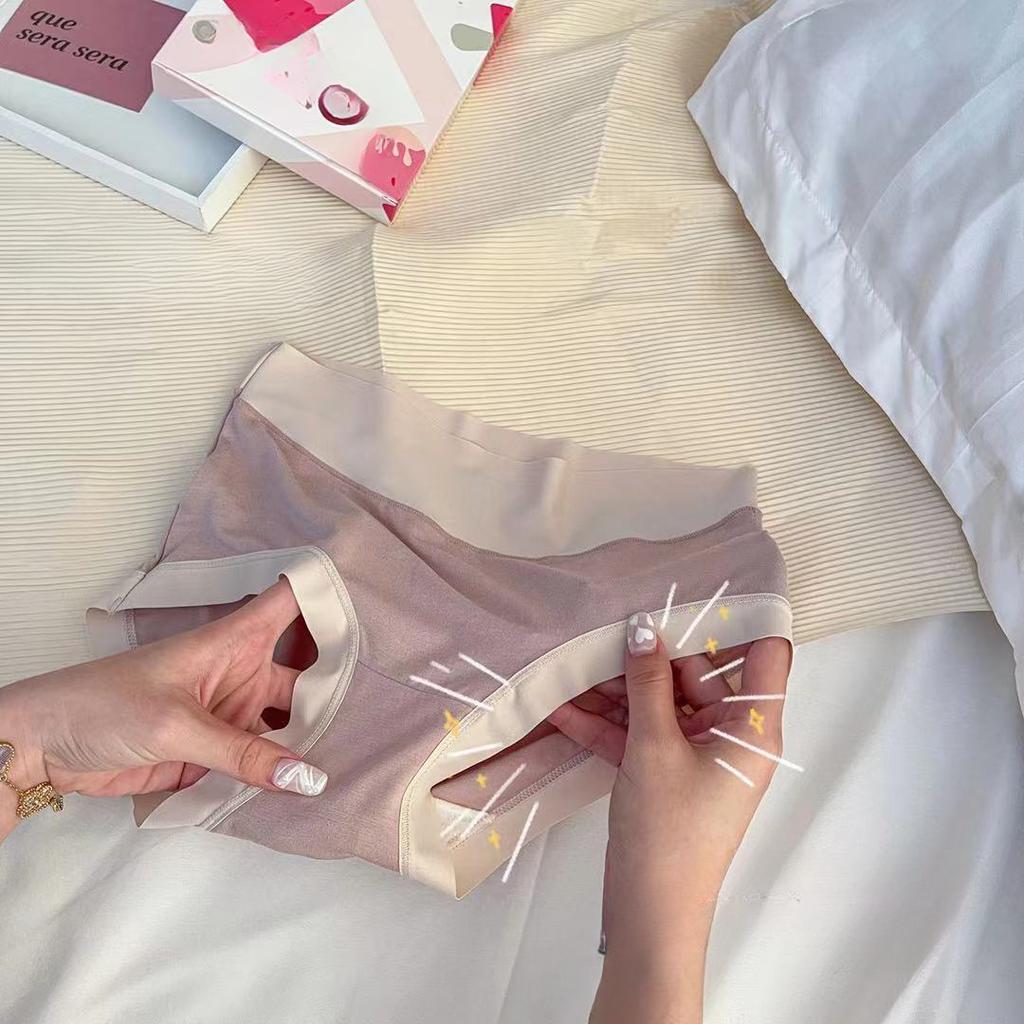 3PCS Seamless Triangular Panties for Ladies - Mid-Waist Design Breathable & Comfortable Ideal for Everyday Use