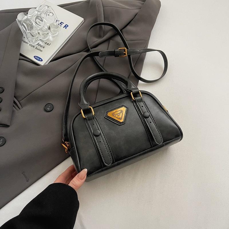 Ретро хай-энд сумка-подушка для рук женская осенне-зимняя новая модная повседневная дорожная сумка на плечо через плечо