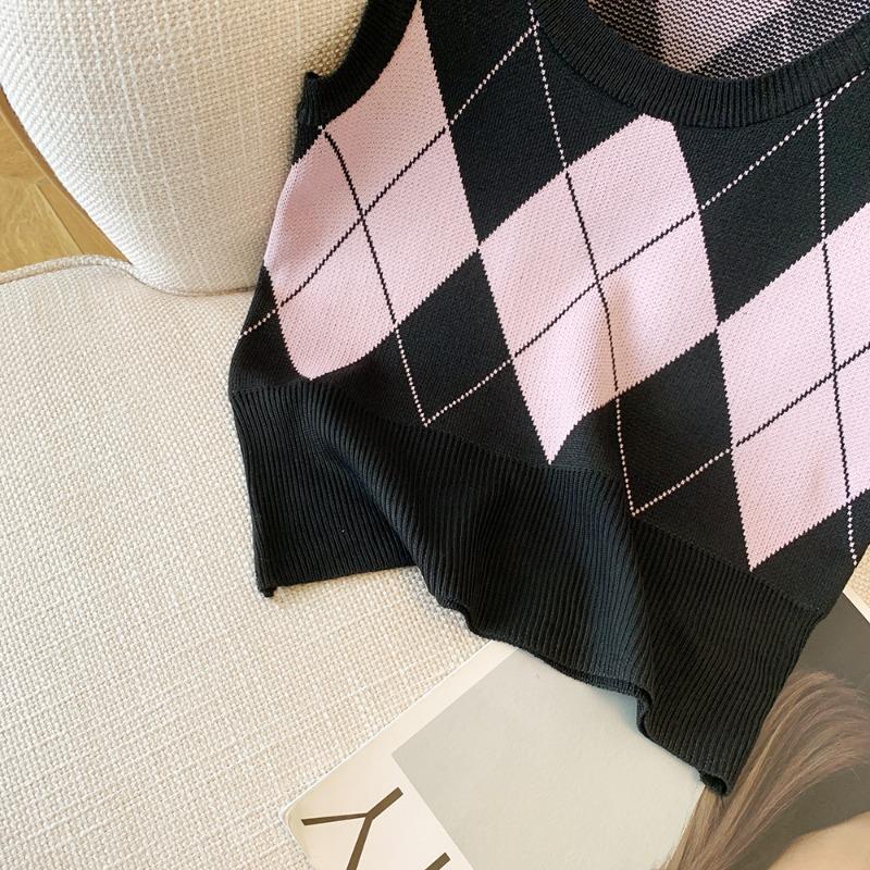 Autumn Fashion Casual Argyle Knitted Sweater Vest Women Winter Retro Sleeveless Pullover Sweater Women Waistcoat Round Neck Knitwear Vests 24821