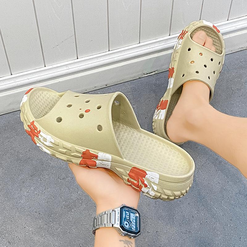 Summer New Leisure Sports Men's Beach Sandals Wear Platform Slippers Non-slip Comfortable Lightweight Men's Shoes Wading Shoes