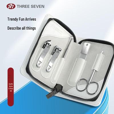 НАБОР ДЛЯ МАНИКЮРА ИЗ 5 ПРЕДМЕТОВ THREE SEVEN