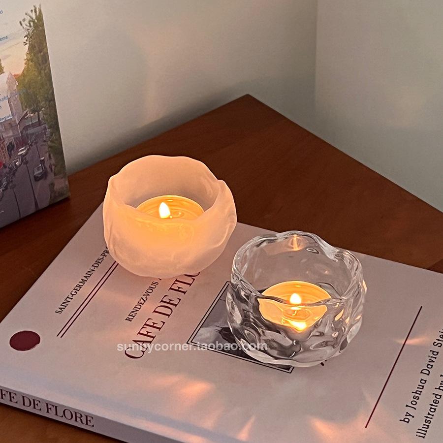Подсвечник из неровного стекла в европейском стиле для романтической атмосферы – Идеальный декор для гостиной или обеденного стола