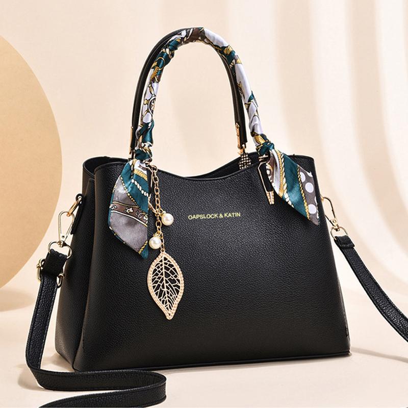 2025 Новая свадебная сумка Красная сумка-тоут через плечо Свадебная сумка Элегантная женская сумка на одно плечо для переноски вручную