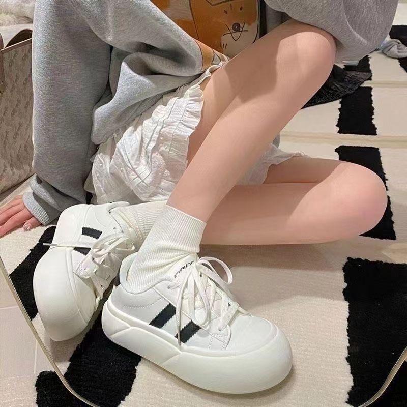 Ретро универсальные туфли Tide Little White женские весенние и осенние новые туфли на платформе с большой головой туфли для хлеба обувь Board