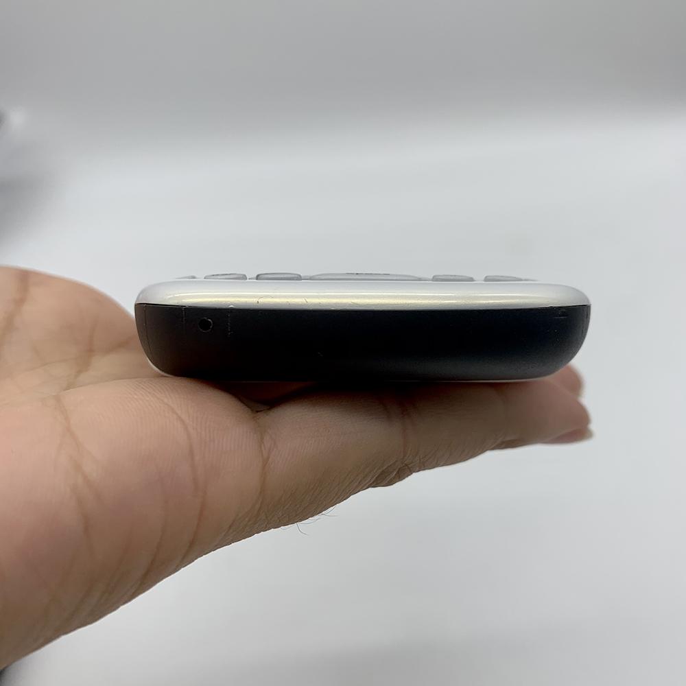 Восстановленный мобильный телефон Blackberry Curve 8520 2 МП GSM 850 / 900 / 1800 / 1900 с 1 SIM
