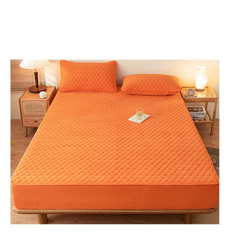 Простая однотонная стеганая простыня из молочного волокна, нескользящий студенческий бытовой матрас, пылезащитный защитный чехол, утолщенная подушка-покрывало