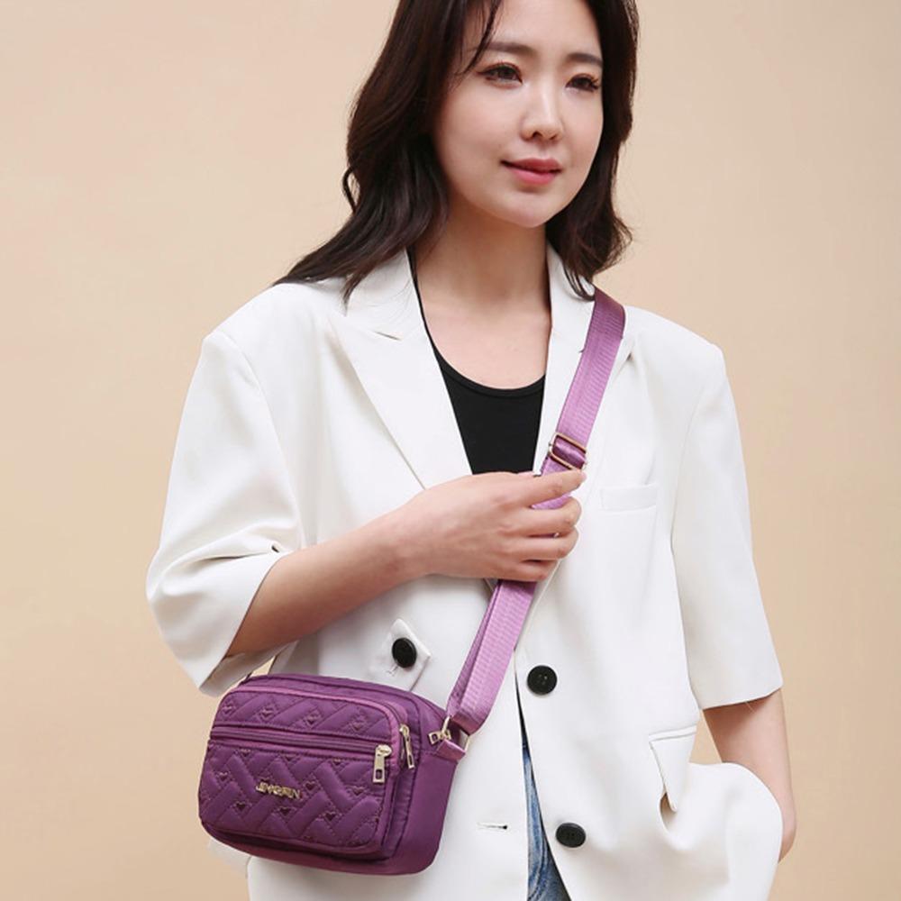 Elegant Middle Aged Shoulder Bag Love Heart Pattern Woman Messenger Bag Outdoor