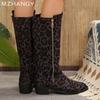 Модные женские леопардовые высокие сапоги из замши до колена на низком каблуке, женские модные зимние повседневные мотоциклетные сапоги 2025 года Mujer Botas