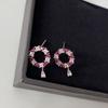 Серьги-капли розово-красного цвета с бриллиантами, изысканная атмосфера, высококачественные серьги-гвоздики, персонализированные нишевые новогодние серьги.