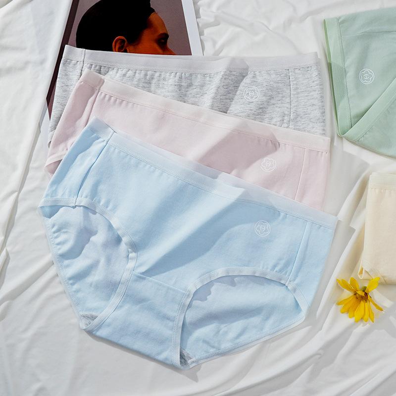 Solid Color Cotton Underwear Women's Underwear Slim Fitting Triangle Pants Simple and Breathable